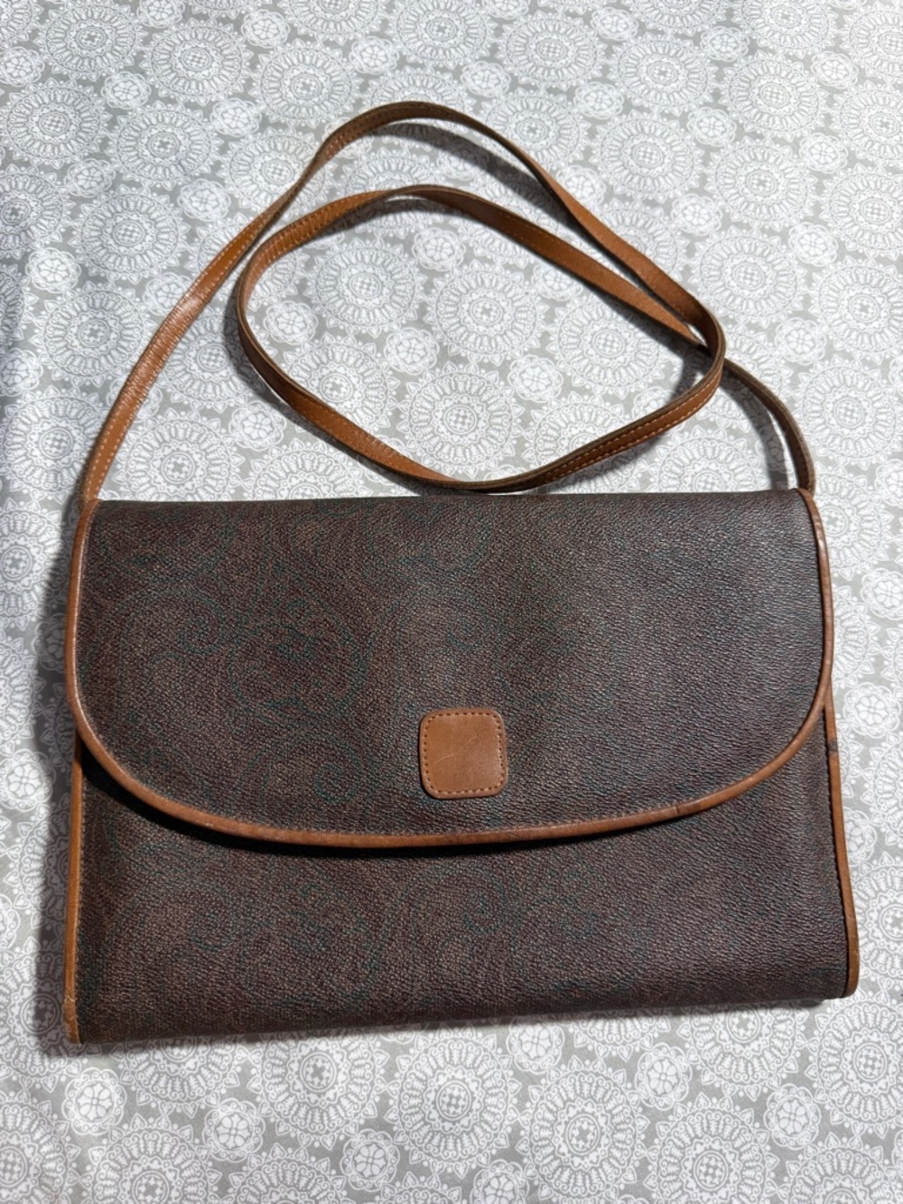 Vintage paisley crossbody bag, preowned